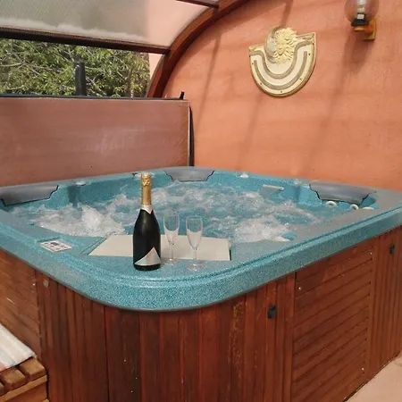 Et Table D'hotes Pomponette B&B